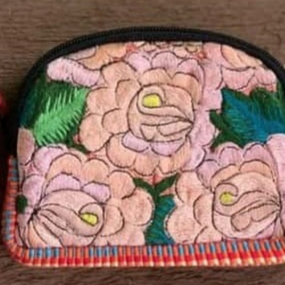 Pink Roses Coin Purse from Guatemala - Picture 3 of 6